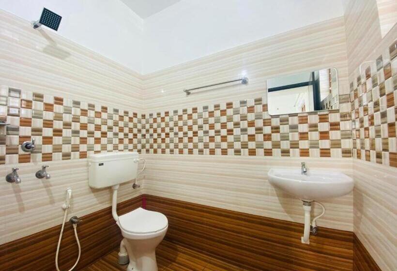 Grand Harmony Beach Resort Kovalam Luaran gambar
